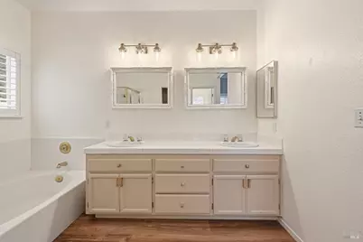 741 Emerald Bay Drive, Fairfield, CA 94534 - Photo 21