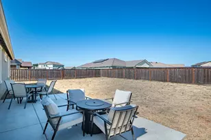 745 Broadfork Cir, Vacaville, CA 95687 - Photo 29