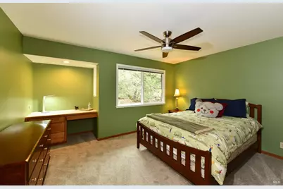 4004 Garnet Place, Santa Rosa, CA 95405 - Photo 33