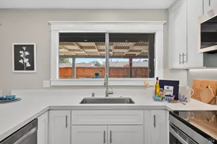 187 Isle Royale Cir, Vacaville, CA 95687 - Photo 13