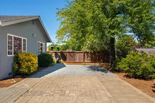 4 Malone Ln, San Rafael, CA 94903 - Photo 49