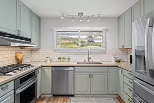 4 Malone Ln, San Rafael, CA 94903 - Photo 15
