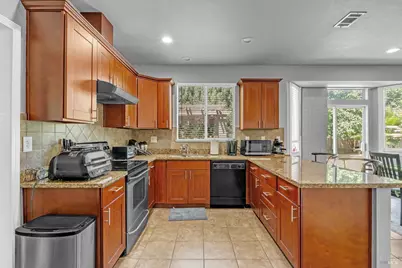 412 Donaldson Court, Suisun City, CA 94585 - Photo 13