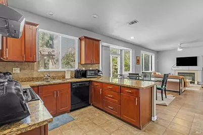 412 Donaldson Court, Suisun City, CA 94585 - Photo 15