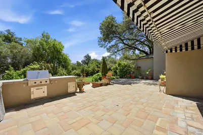 1431 Manzanita Avenue, Santa Rosa, CA 95404 - Photo 37