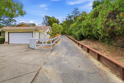 5 Sunny Oaks Drive, San Rafael, CA 94903 - Photo 3