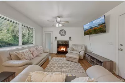 9945 Meadow Drive, Cobb, CA 95426 - Photo 21