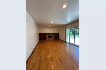 2429 Woodstock Court, Santa Rosa, CA 95409 - Photo 7