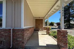 2429 Woodstock Ct, Santa Rosa, CA 95409 - Photo 3