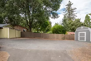 7776 Healdsburg Ave, Sebastopol, CA 95472 - Photo 27