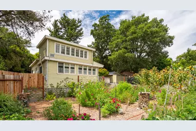 7778 Healdsburg Avenue, Sebastopol, CA 95472 - Photo 1