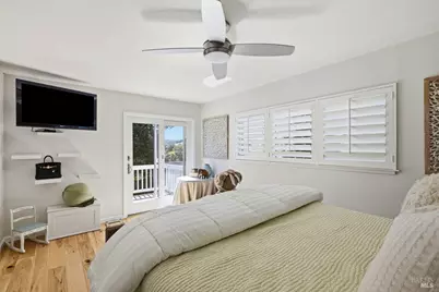 42 Oxford Drive, San Rafael, CA 94903 - Photo 21