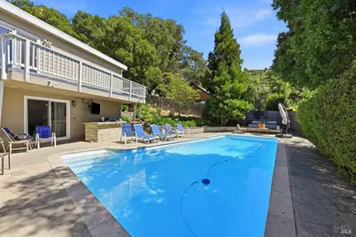 42 Oxford Drive, San Rafael, CA 94903 - Photo 35