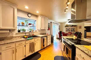 26851 Hawk Dr, Willits, CA 95490 - Photo 9