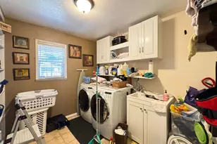 26851 Hawk Dr, Willits, CA 95490 - Photo 23