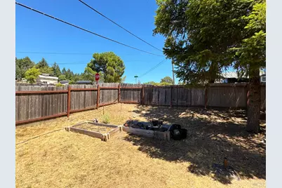 26851 Hawk Drive, Willits, CA 95490 - Photo 31