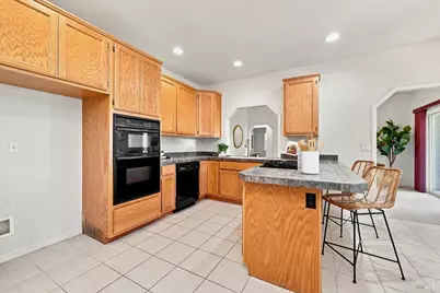 18649 Deer Hill Road, Hidden Valley Lake, CA 95467 - Photo 19