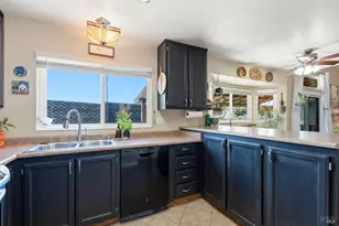 2417 Lemur St, Santa Rosa, CA 95401 - Photo 9