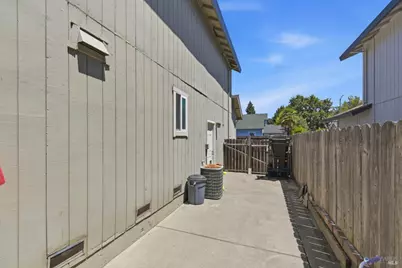 2417 Lemur Street, Santa Rosa, CA 95401 - Photo 29