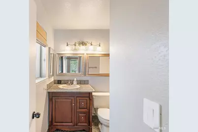 902 Edgewood Circle, Suisun City, CA 94585 - Photo 21