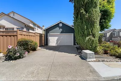 902 Edgewood Circle, Suisun City, CA 94585 - Photo 31