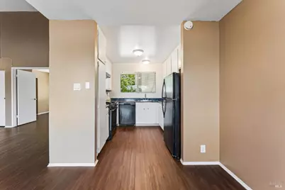355 Parkview Ter Terrace #A-8, Vallejo, CA 94589 - Photo 13