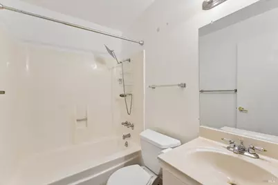 355 Parkview Ter Terrace #A-8, Vallejo, CA 94589 - Photo 25