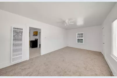 445 Benicia Road, Vallejo, CA 94590 - Photo 11