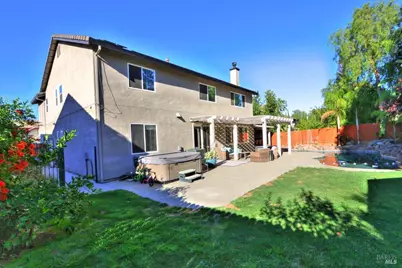 918 Fallsgrove Way, Vacaville, CA 95687 - Photo 3