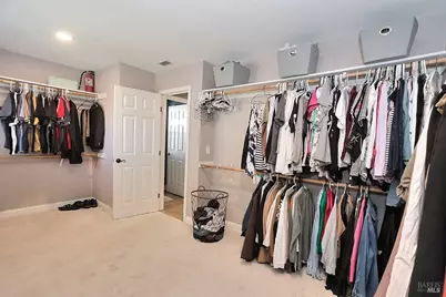 918 Fallsgrove Way, Vacaville, CA 95687 - Photo 17