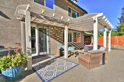 918 Fallsgrove Way, Vacaville, CA 95687 - Photo 29