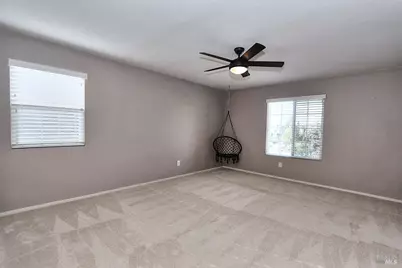 918 Fallsgrove Way, Vacaville, CA 95687 - Photo 21