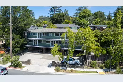 1562 Sir Francis Drake Boulevard, San Anselmo, CA 94960 - Photo 3