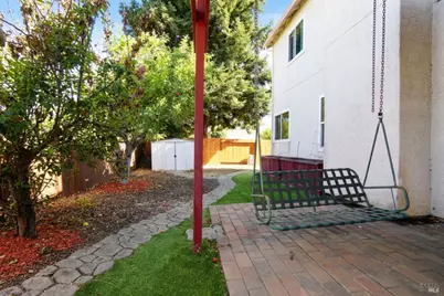 75 Parkview Court, American Canyon, CA 94503 - Photo 19
