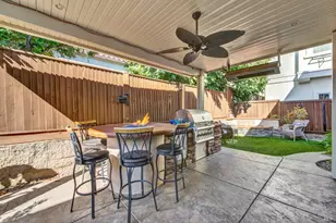 137 Barbera Ct, Vacaville, CA 95687 - Photo 5