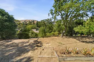 13 Sutro Ct, Novato, CA 94947 - Photo 43