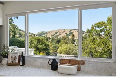 13 Sutro Court, Novato, CA 94947 - Photo 15