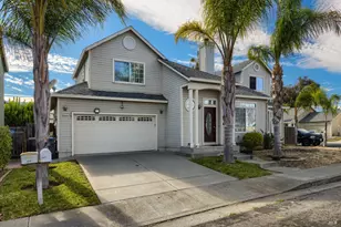 927 Shadywood Cir, Suisun City, CA 94585 - Photo 3