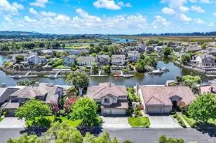 41 N Newport Dr, Napa, CA 94559 - Photo 3