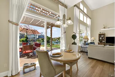 41 N Newport Drive, Napa, CA 94559 - Photo 27