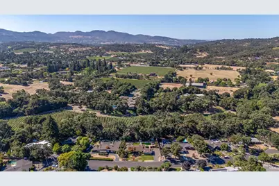 1240 Arroyo Sarco Way, Napa, CA 94558 - Photo 5