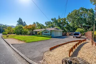 1240 Arroyo Sarco Way, Napa, CA 94558 - Photo 13