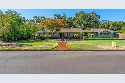 1240 Arroyo Sarco Way, Napa, CA 94558 - Photo 9