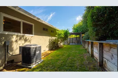 721 Elm Drive, Petaluma, CA 94952 - Photo 39