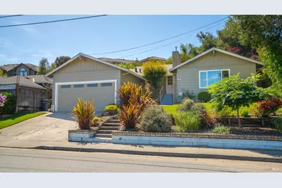 721 Elm Drive, Petaluma, CA 94952 - Photo 3