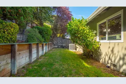 721 Elm Drive, Petaluma, CA 94952 - Photo 37