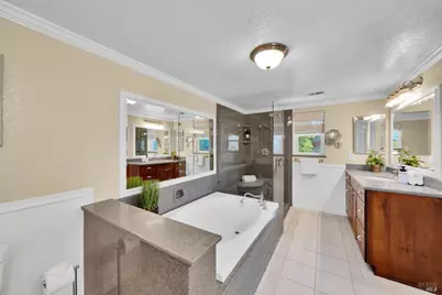 842 Oxford Way, Benicia, CA 94510 - Photo 33