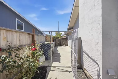 4880 Birkdale Circle, Fairfield, CA 94534 - Photo 29