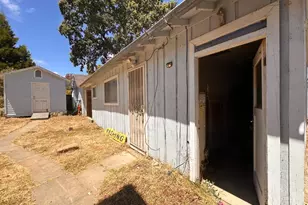 131 Coombs St, Napa, CA 94559 - Photo 35