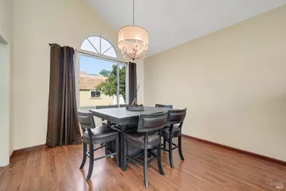 424 Donaldson Court, Suisun City, CA 94585 - Photo 9
